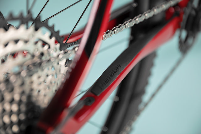 SPEEDER 200 MATT BLACK/SILVER XL 59CM