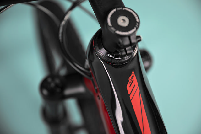 SPEEDER 200 MATT BLACK/SILVER XL 59CM